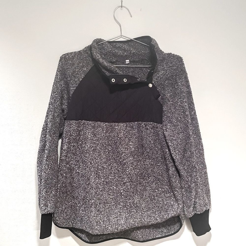 Grey Side Snap Sherpa